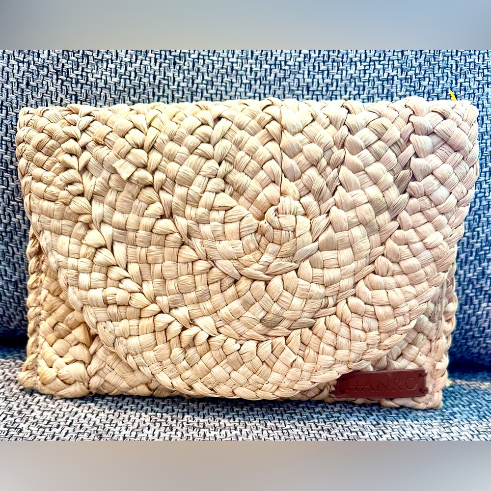 HANRO Woven Corn Husk Straw Clutch Pouch,Cotton Lined,Leather Patch HANRO